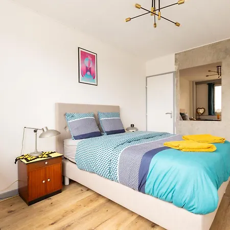 Panoramic View Loft Air Conditioning & Fitness *